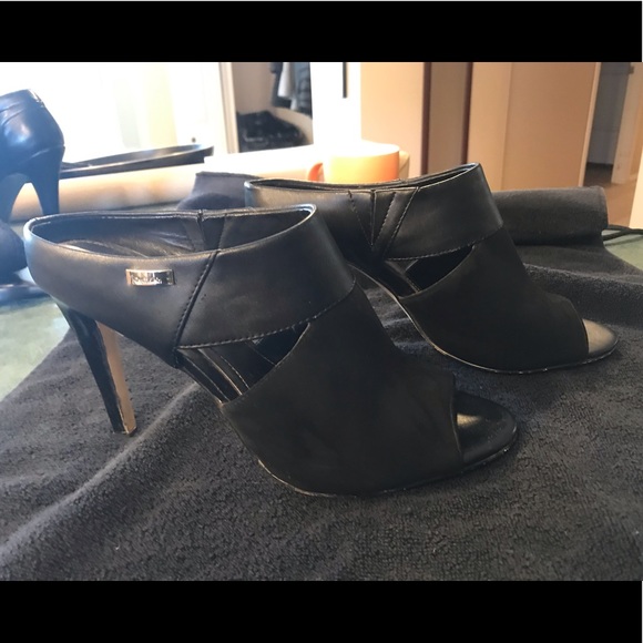 Calvin Klein heels - Picture 2 of 5